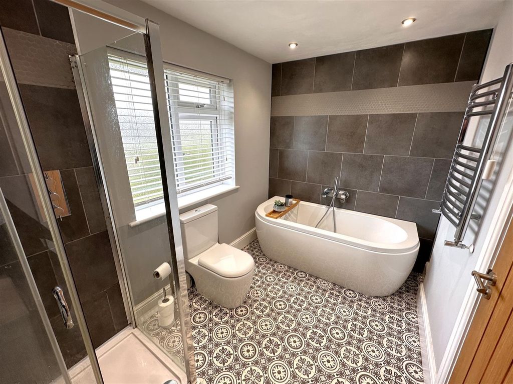 Additional image 20 of 4 bed detached house for saleBeacon Heights, Newark NG24