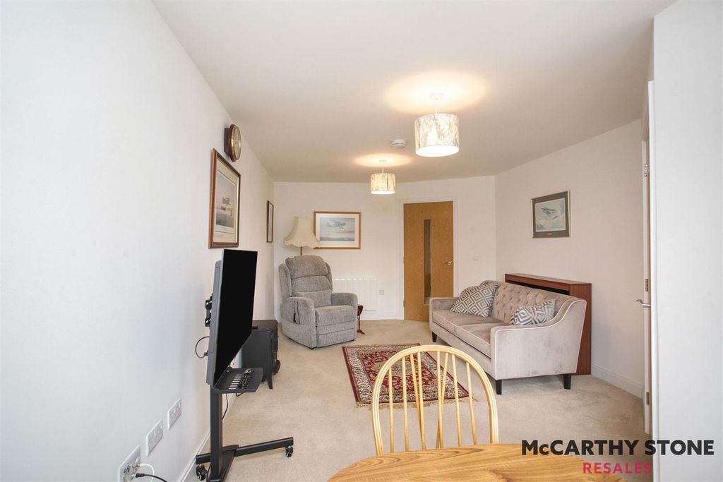 Additional image 4 of 2 bed flat for saleThe Close, Church Street, Nuneaton CV11