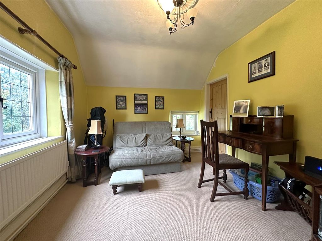 Additional image 14 of 3 bed detached house for saleThe Cottage, Beacon Hill Road, Newark NG24
