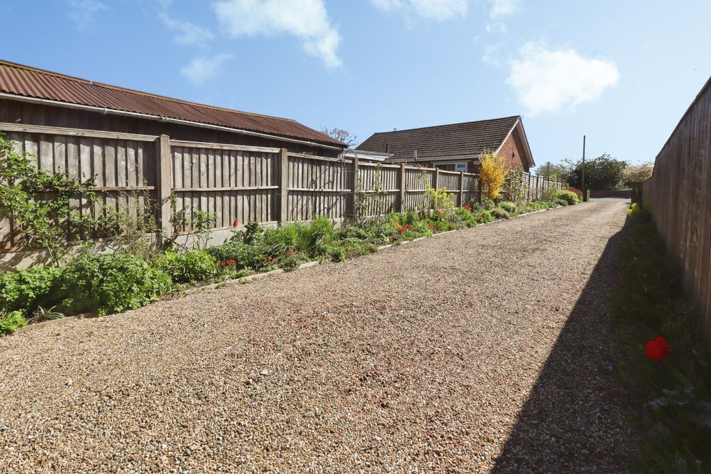 Additional image 42 of 2 bed detached bungalow for saleLegsby Road, Market Rasen LN8