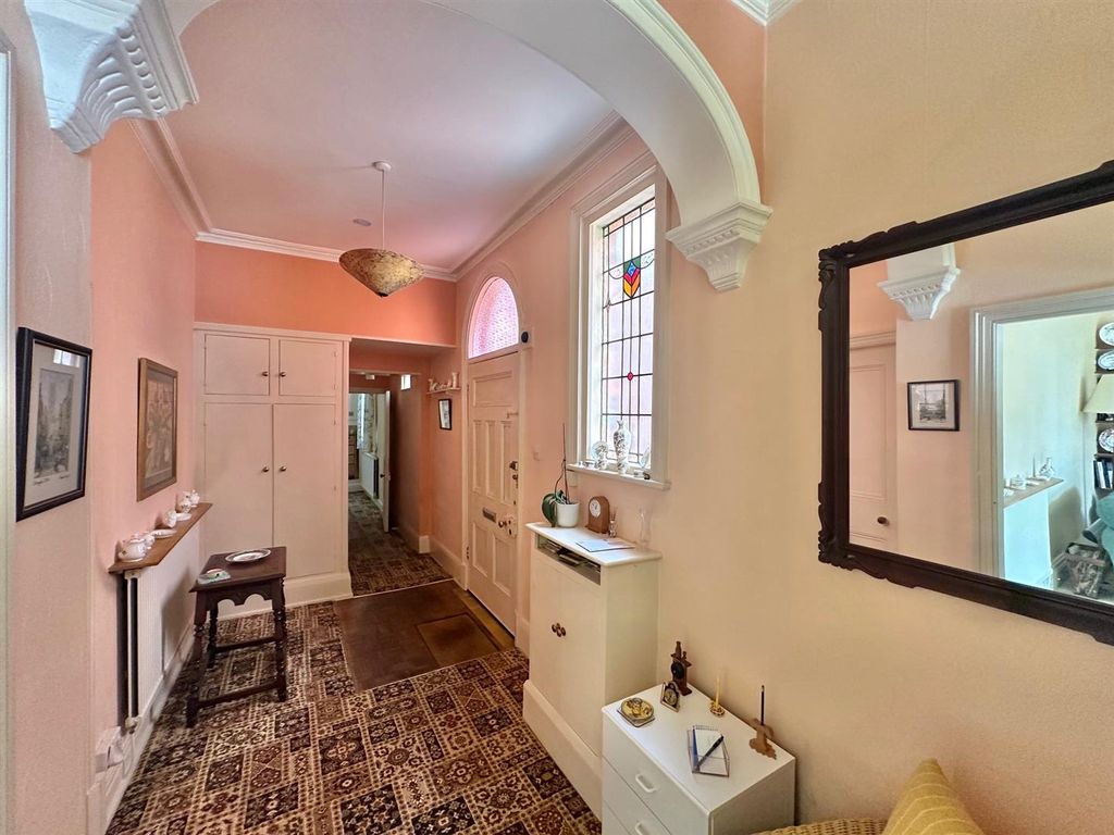 Additional image 10 of 4 bed flat for saleWellington Road, Nantwich, Cheshire CW5