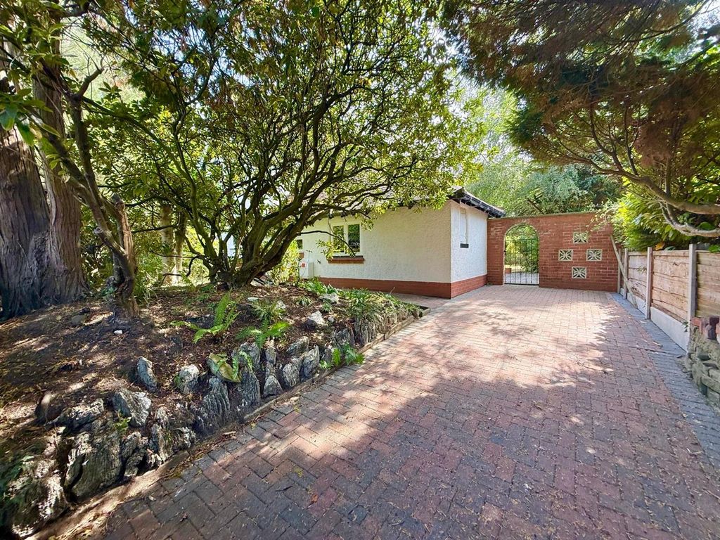 Additional image 34 of 5 bed detached house for salePark Lane, Macclesfield SK11
