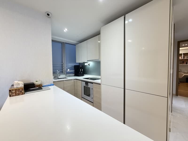 5 Shenton Way photo 3