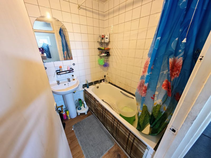 Additional image 8 of 3 bed flat for saleStroud Field, Northolt UB5