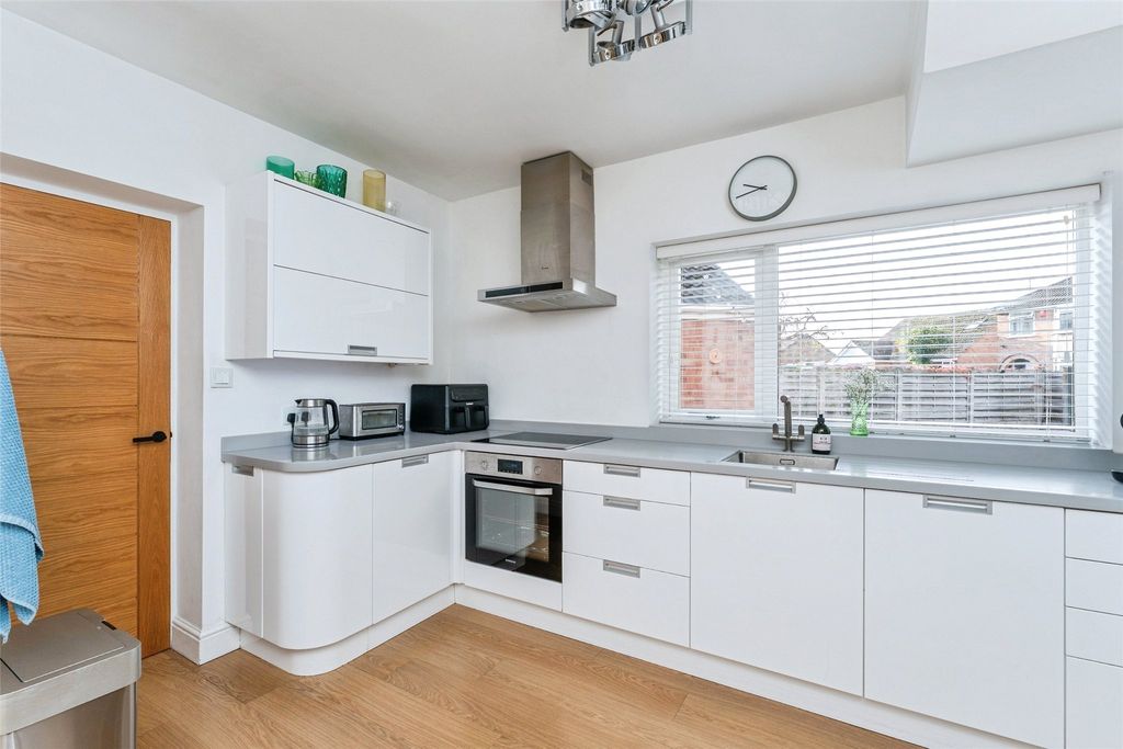 Additional image 9 of 3 bed semi-detached house for saleAbbots Way, Neston, Cheshire CH64