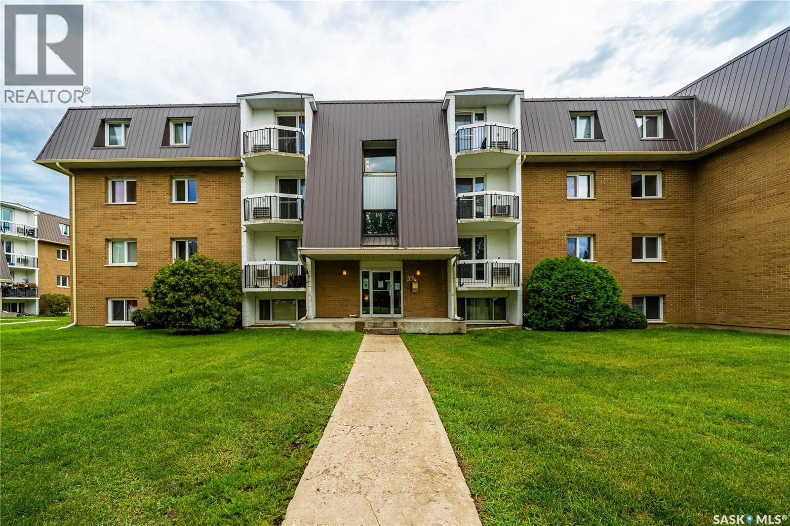 11 35 Centennial STREET