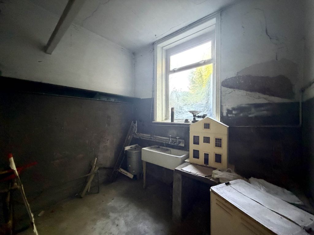 Additional image 14 of 3 bed farmhouse for saleCragg Road, Chadderton OL1
