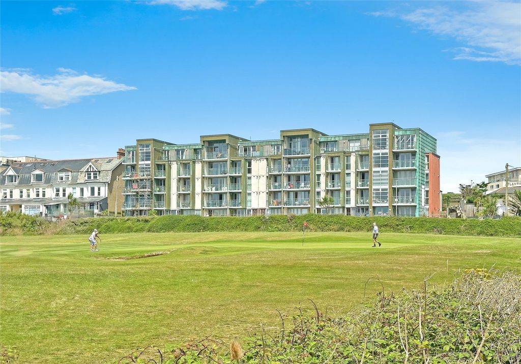 2 bed flat for saleZinc, 2-10 Headland Road, Newquay, Cornwall TR7