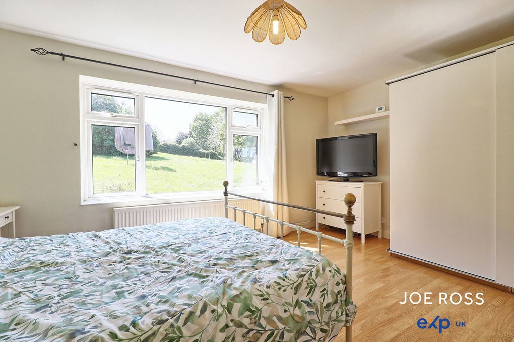 Additional image 11 of 2 bed flat for saleSt. Giles Crescent, Maldon CM9