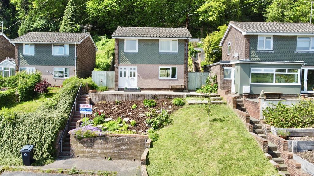 3 bed detached house for saleThe Crescent, Mitcheldean GL17