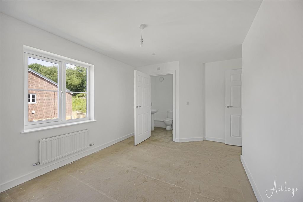 Additional image 17 of 3 bed detached house for saleClos Yr Ysgol, Clyne, Neath SA11