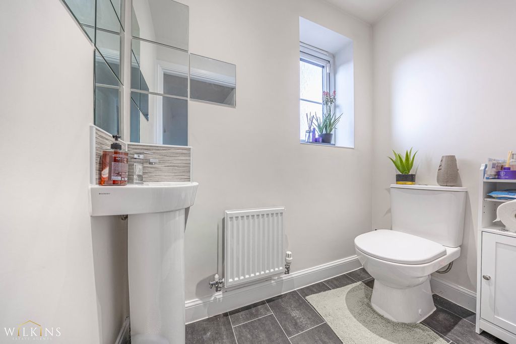 Additional image 7 of 4 bed detached house for saleFleece Lane, Nuneaton, Warwickshire CV11