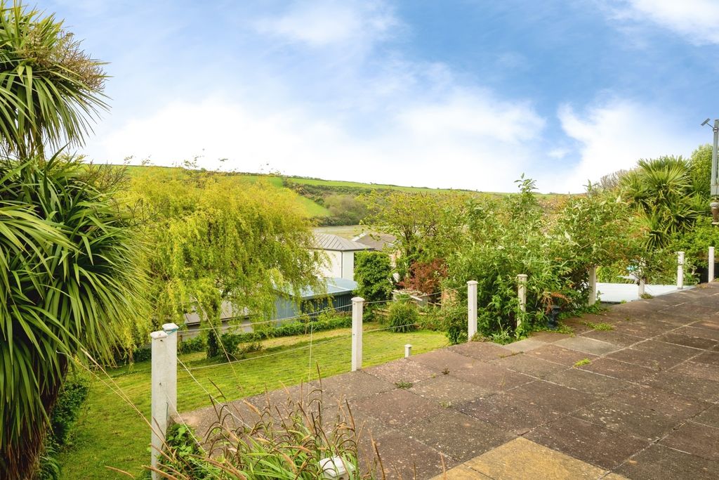 Additional image 7 of 4 bed detached house for saleTredour Road, Newquay, Cornwall TR7