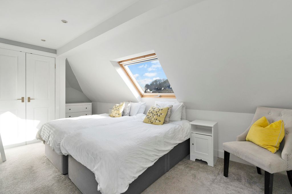 Additional image 13 of 5 bed town house for sale48 St. Baldreds Road, North Berwick EH39