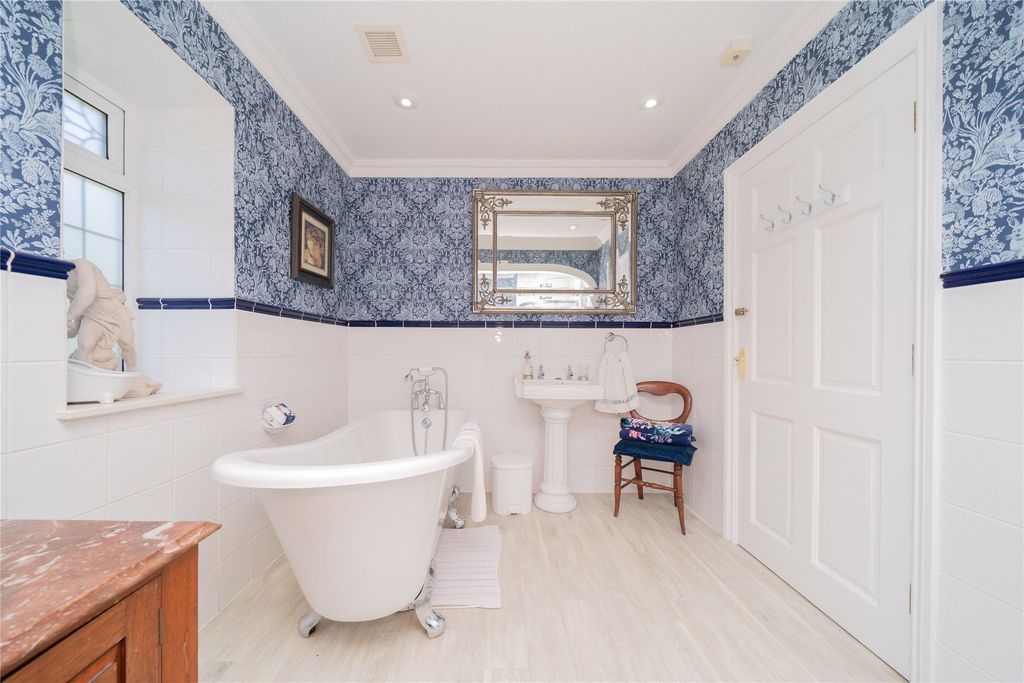 Additional image 27 of 6 bed detached house for saleHanns Hall Road, Neston, Cheshire CH64
