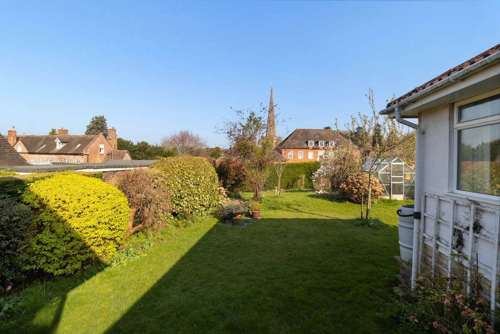 Additional image 12 of 2 bed bungalow for saleHorse Lane Orchard, Ledbury, Herefordshire HR8