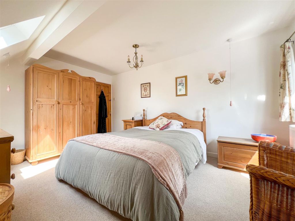Additional image 15 of 4 bed property for saleAbbey Green Road, Leek ST13