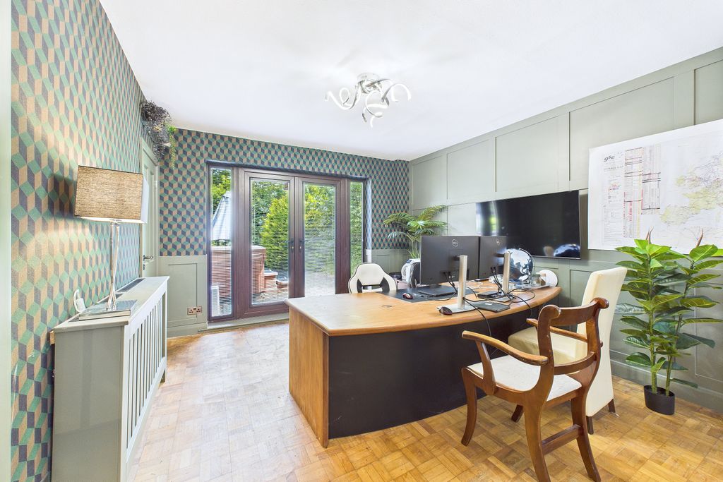 Additional image 8 of 8 bed detached house for saleHowick Park Avenue, Penwortham PR1