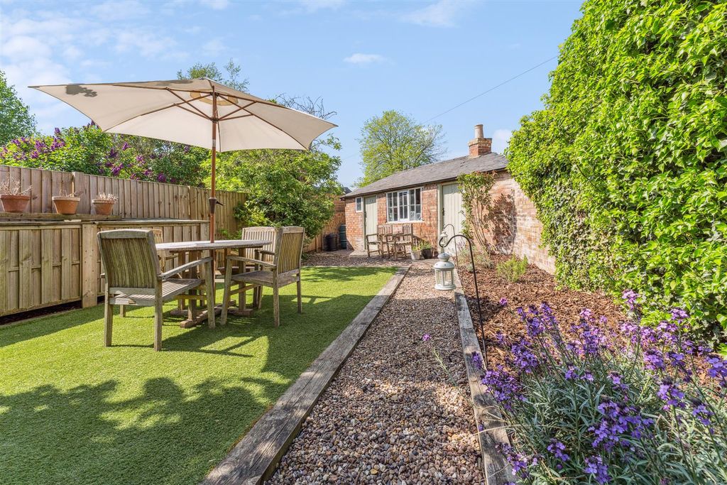 Additional image 21 of 3 bed end terrace house for saleHigh Street South, Olney MK46