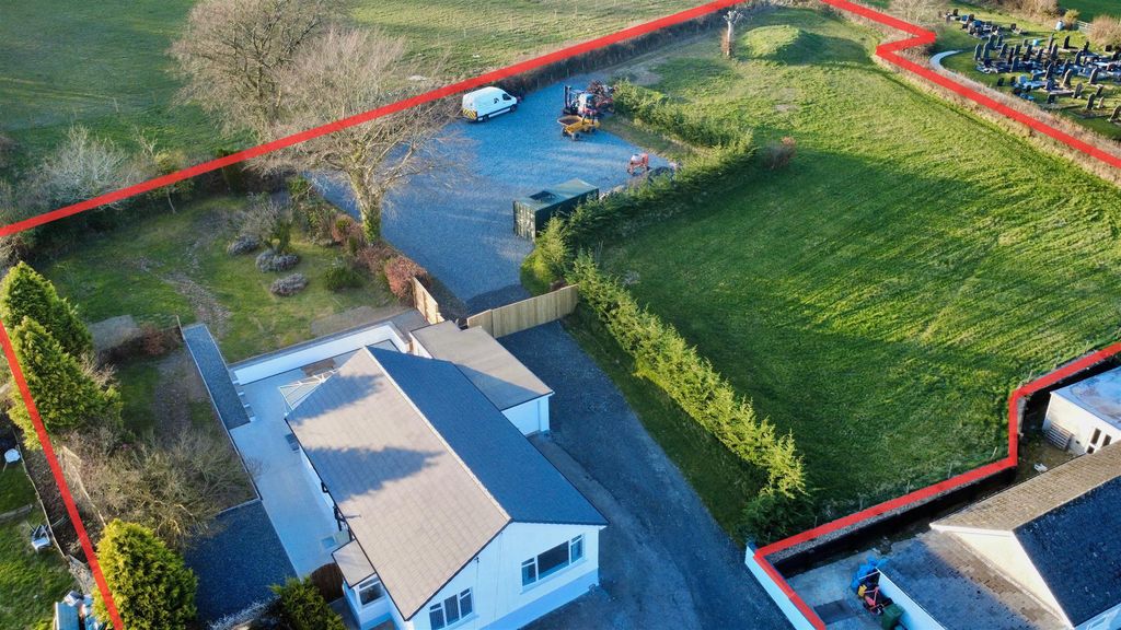 3 bed farm for saleAlltyblacca, Llanybydder SA40