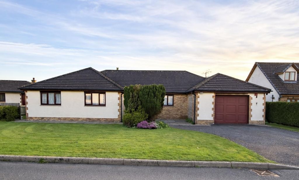 3 bed bungalow for saleGolwg Y Mynydd, Llangadog SA19