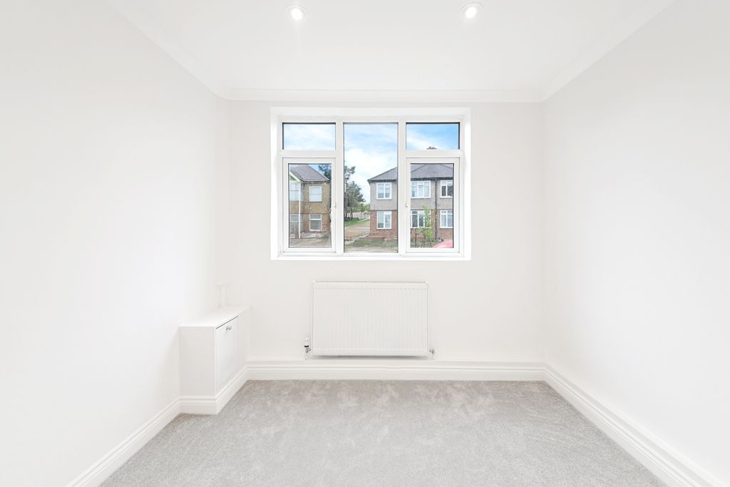 Additional image 11 of 2 bed maisonette for saleFlorence Avenue, Morden SM4