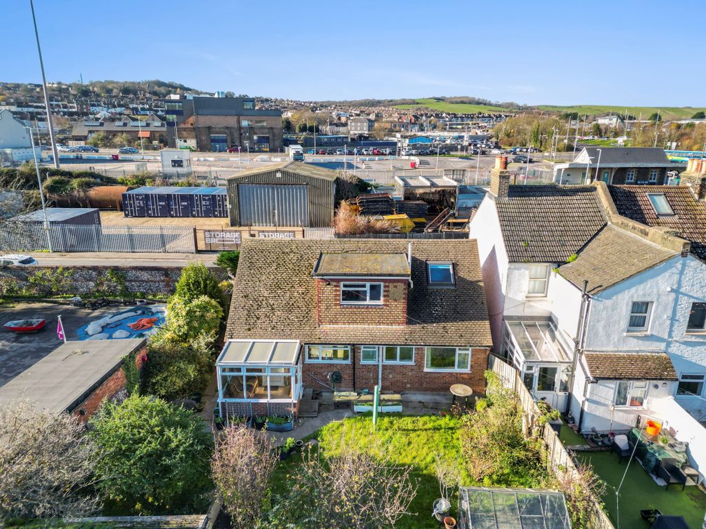 Additional image 33 of 4 bed chalet for saleRailway Road, Newhaven BN9