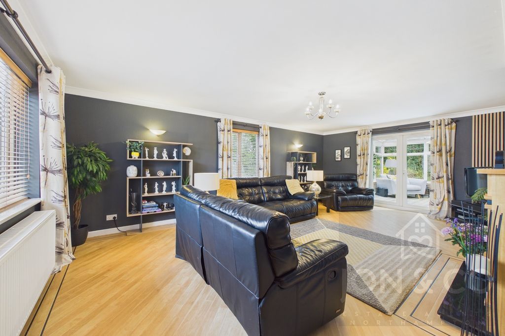Additional image 12 of 4 bed detached house for salePark View, Moulton, Northampton NN3