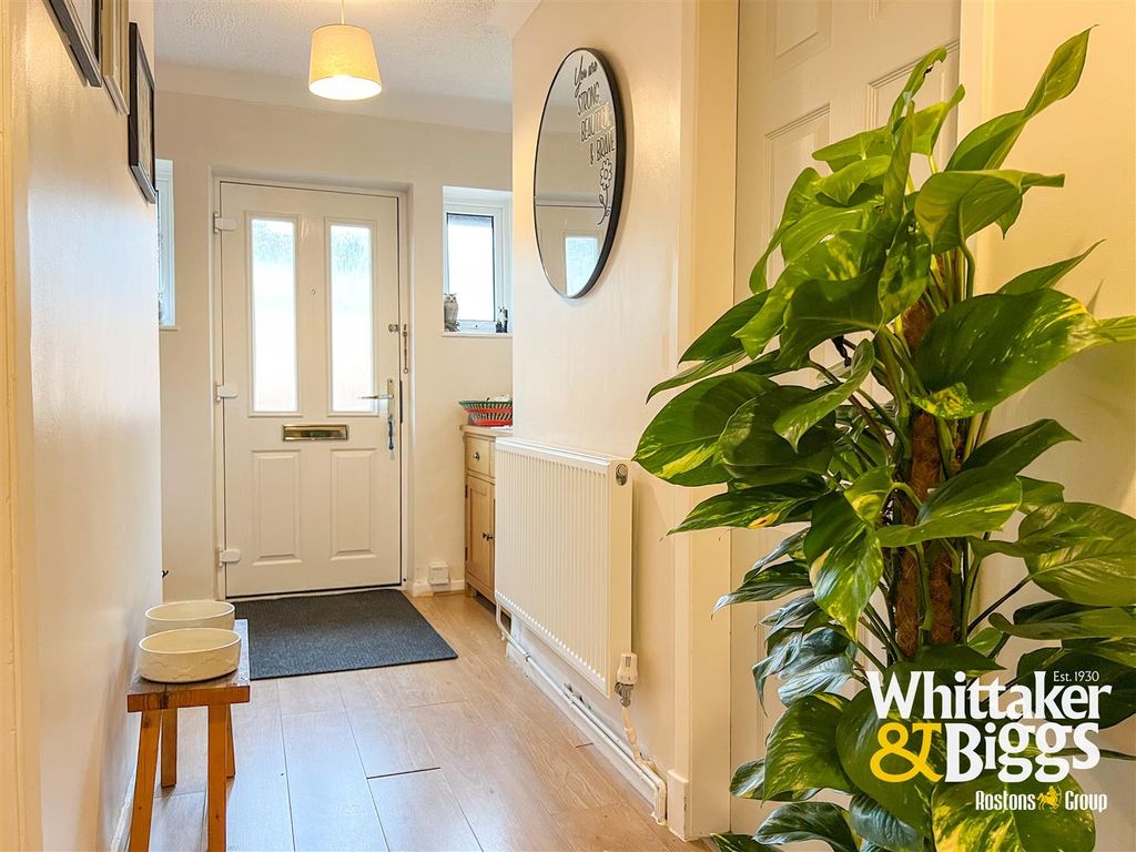 Additional image 5 of 2 bed flat for salePrince Charles Avenue, Leek ST13