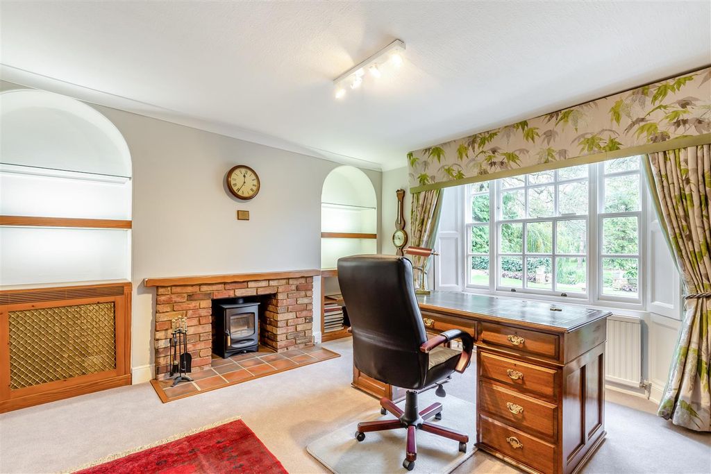 Additional image 8 of 6 bed detached house for saleMill Lane, Newport Pagnell MK16