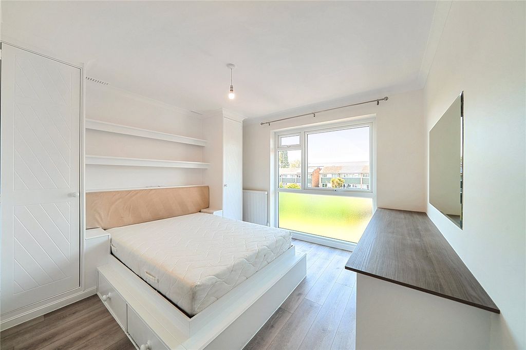 Additional image 32 of 2 bed flat for saleNigel Close, Northolt UB5
