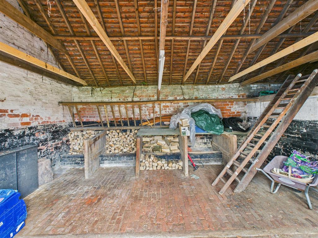 Additional image 29 of 5 bed detached house for saleHumber Road, North Ferriby HU14