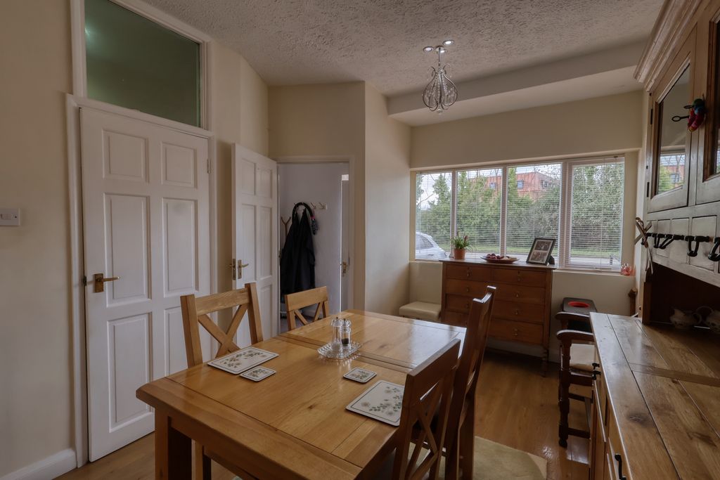 Additional image 4 of 4 bed semi-detached house for saleSummerleys Road, Princes Risborough, Buckinghamshire HP27