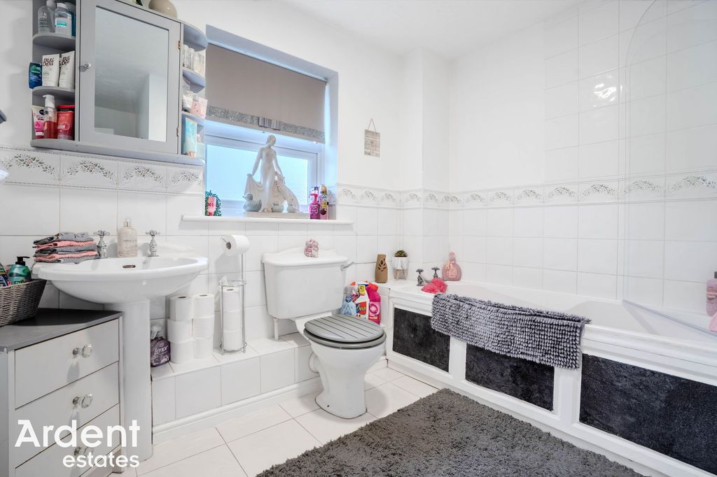Additional image 20 of 4 bed detached house for saleCrayford Close, Maldon CM9