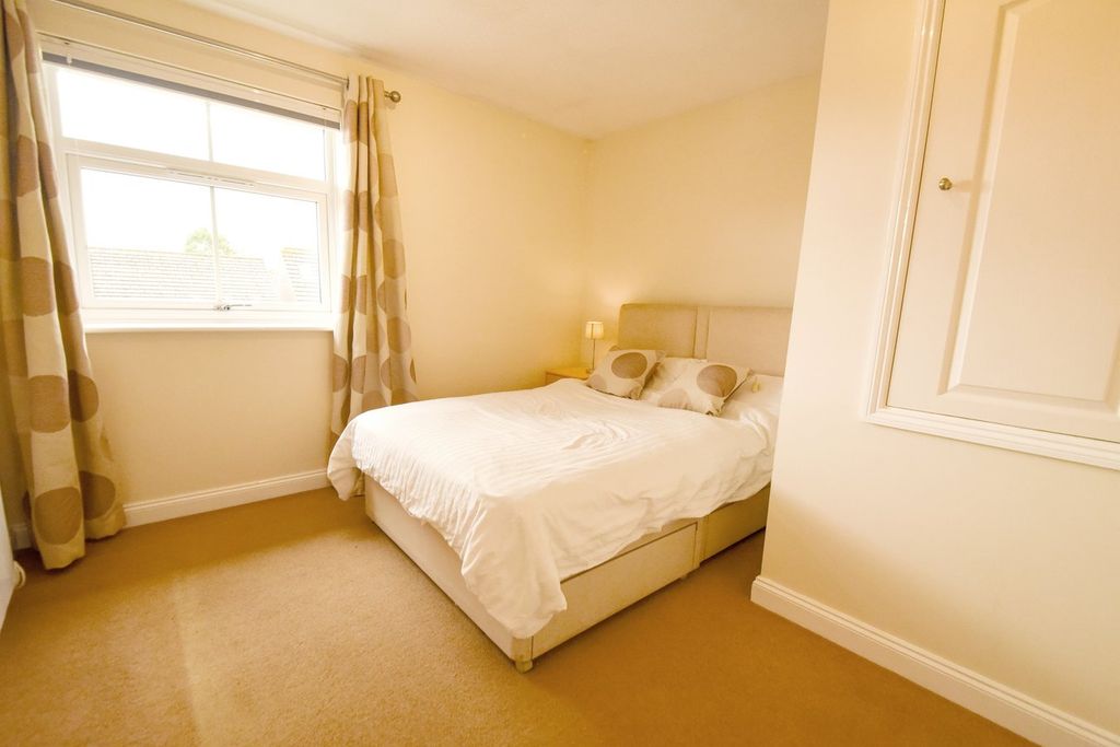 Additional image 7 of 1 bed terraced house for saleHarrington Close, Newbury RG14