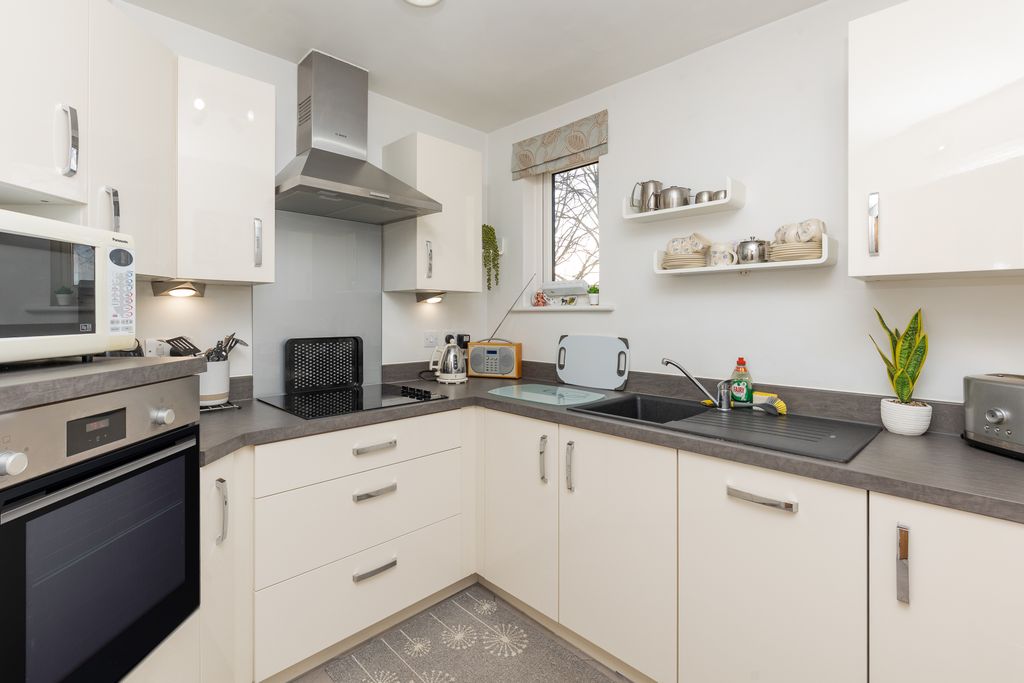 Additional image 4 of 2 bed flat for saleCop Lane, Penwortham PR1