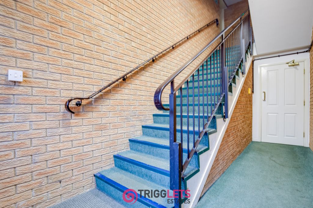 Additional image 20 of 2 bed flat for saleTownlands Close, Wombwell, Barnsley S73