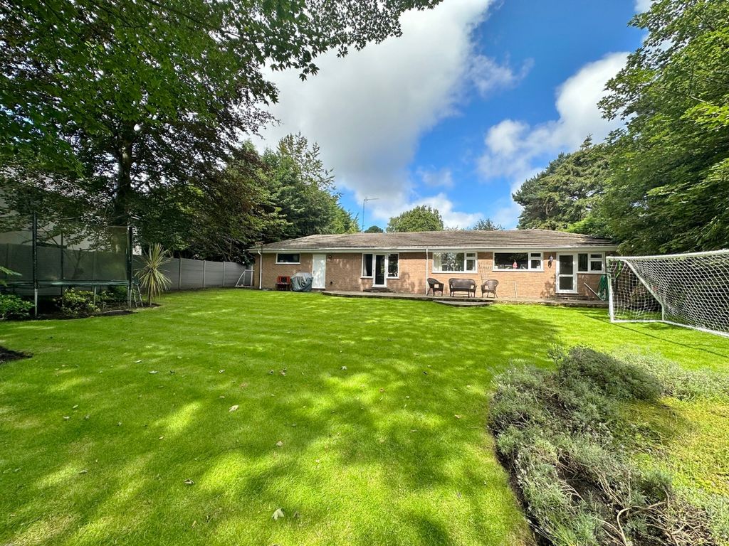 Additional image 27 of 4 bed detached bungalow for saleNoctorum Lane, Prenton CH43