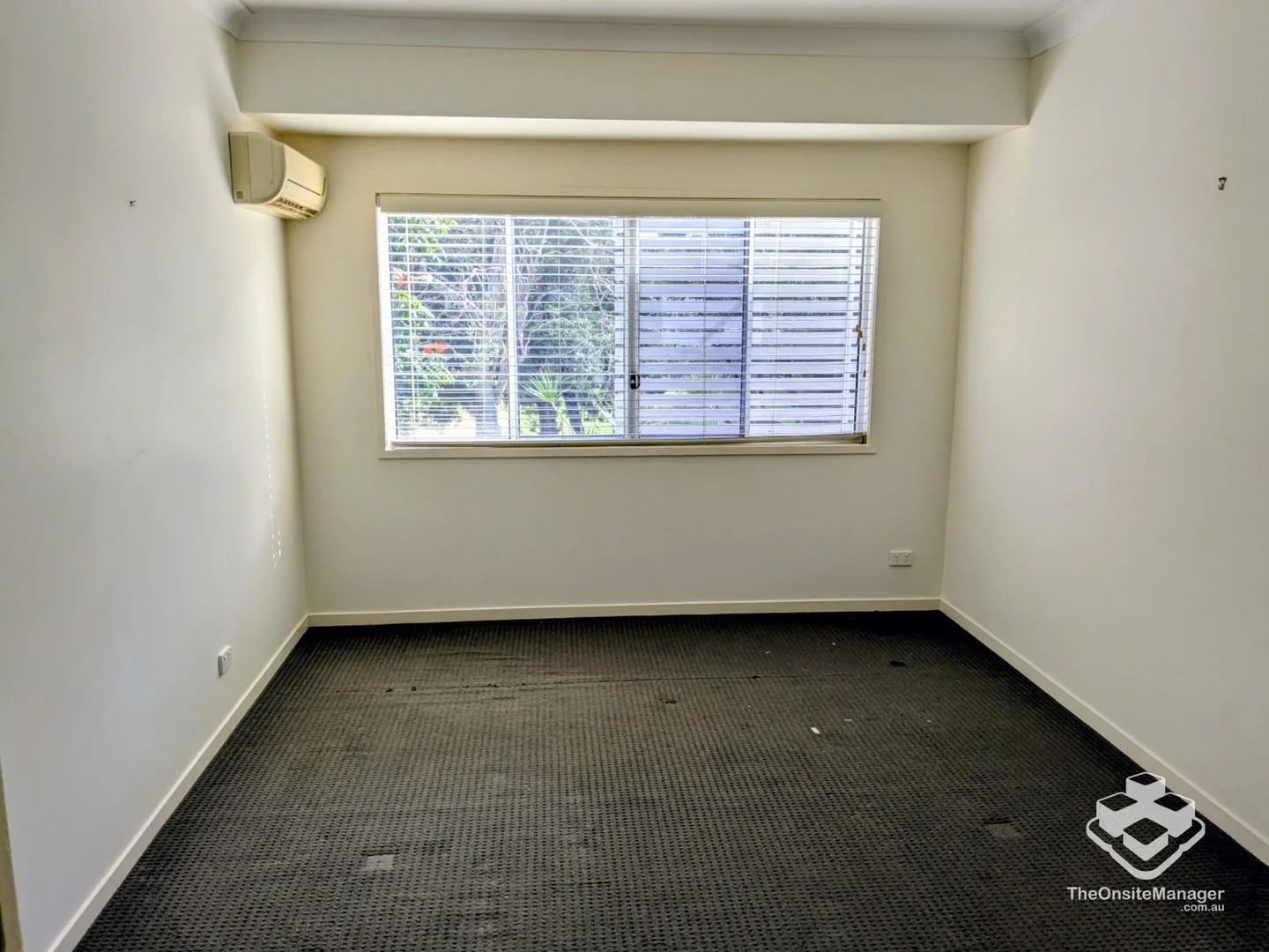 Urangan QLD 4655 photo 4