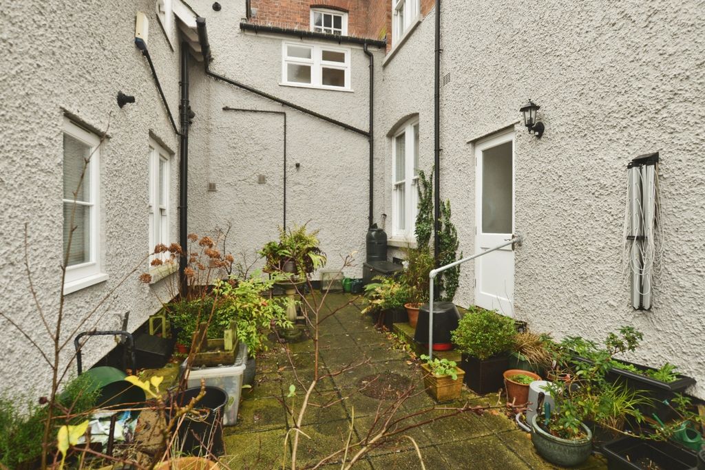 Additional image 4 of 2 bed flat for saleDymchurch Road, New Romney TN28
