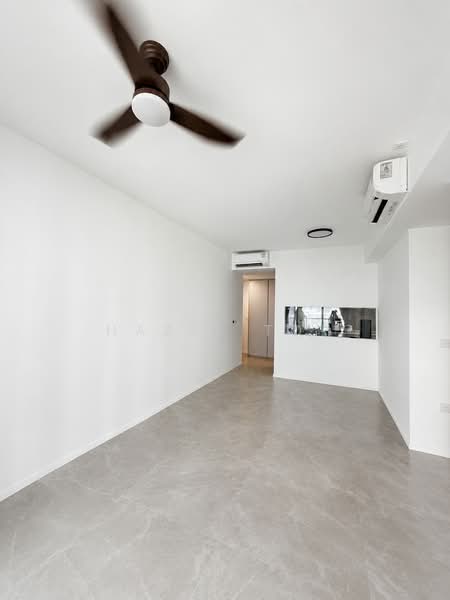 21 Ang Mo Kio Rise photo 2