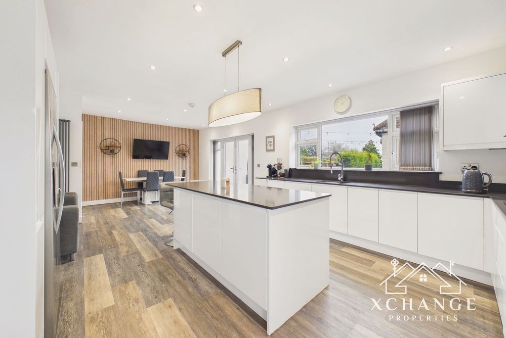 Additional image 14 of 3 bed semi-detached house for saleLutterworth Road, Nuneaton CV11