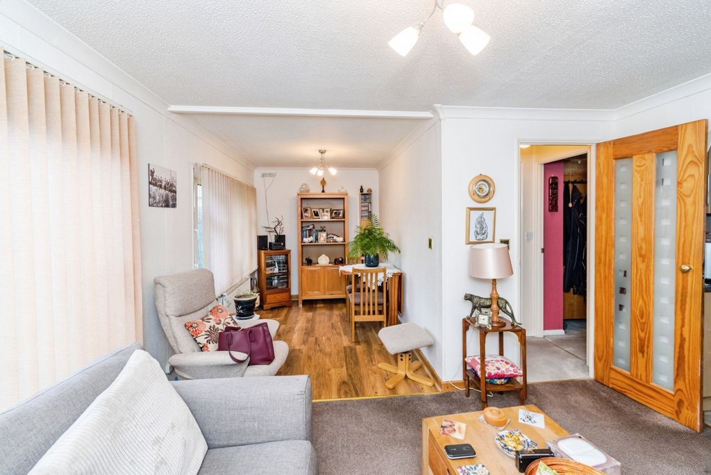 Additional image 13 of 1 bed mobile/park home for saleThatched Cottage Park, Southampton Road, Lyndhurst, Hampshire SO43