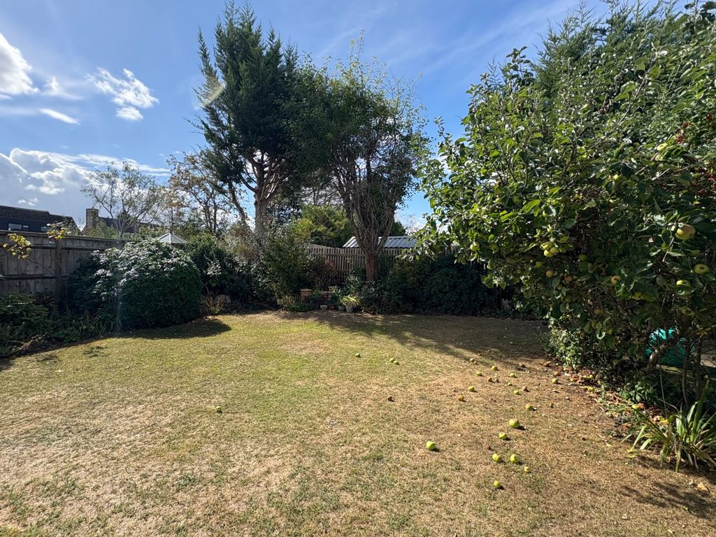 Additional image 13 of 3 bed bungalow for saleKingsmead, Lechlade, Gloucestershire GL7