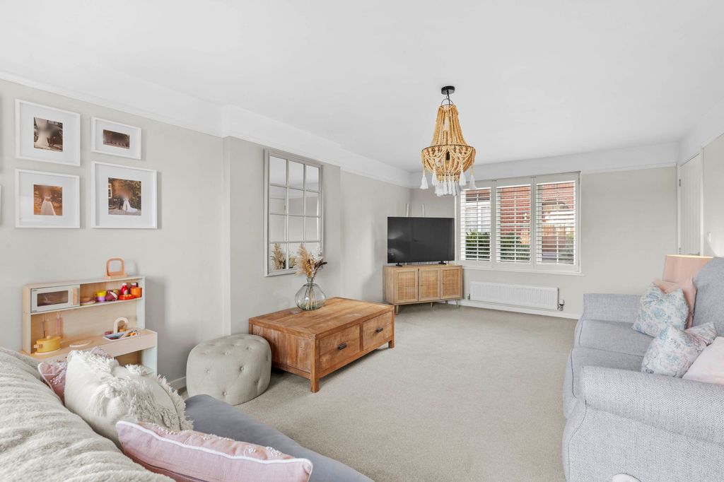 Additional image 4 of 4 bed detached house for saleWayfarers End, Princes Risborough HP27