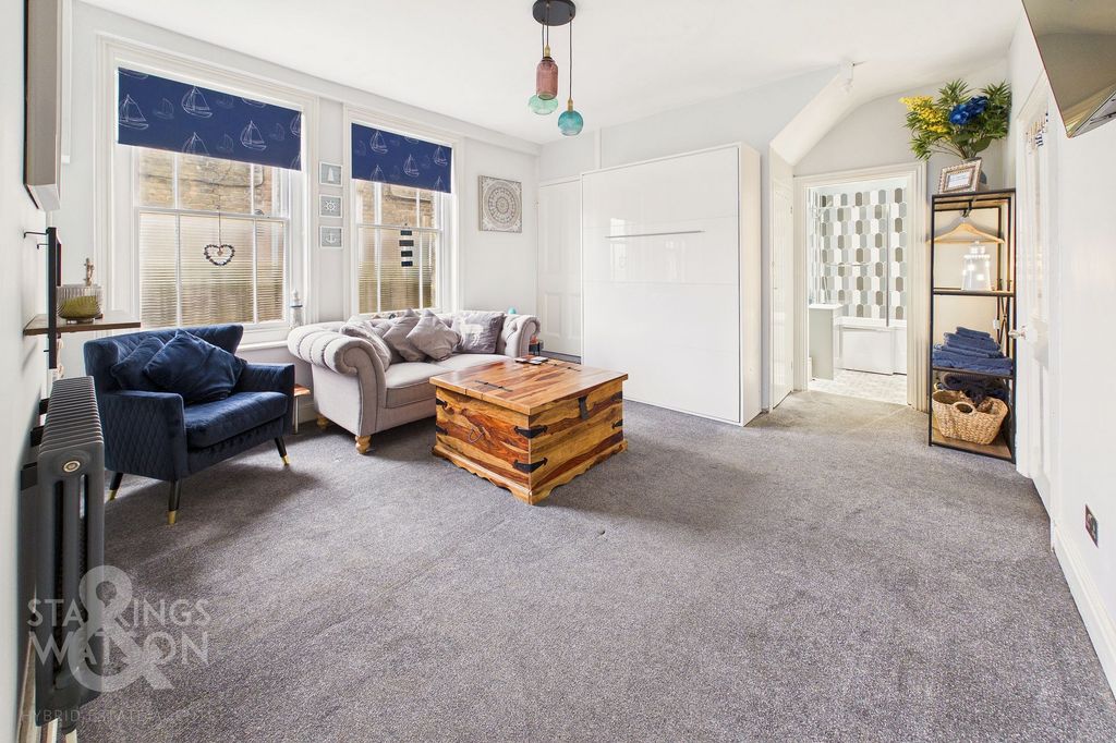 Additional image 11 of 6 bed detached house for saleKirkley Cliff Road, Lowestoft NR33