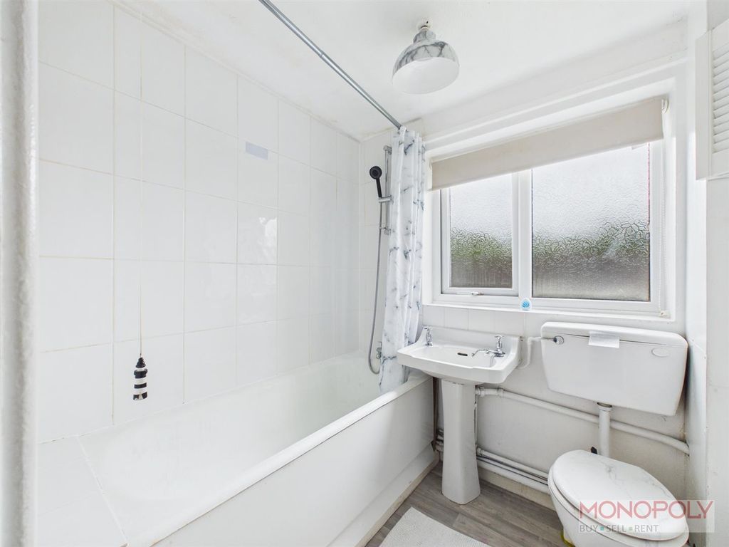 Additional image 5 of 1 bed flat for saleOverton Way, Wrexham LL12
