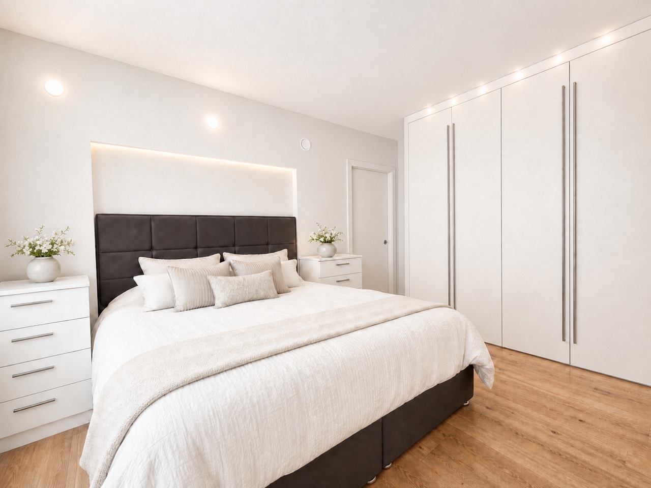 1 Bed Flat, Cliffords Inn, EC4A, N1 7GU photo 5