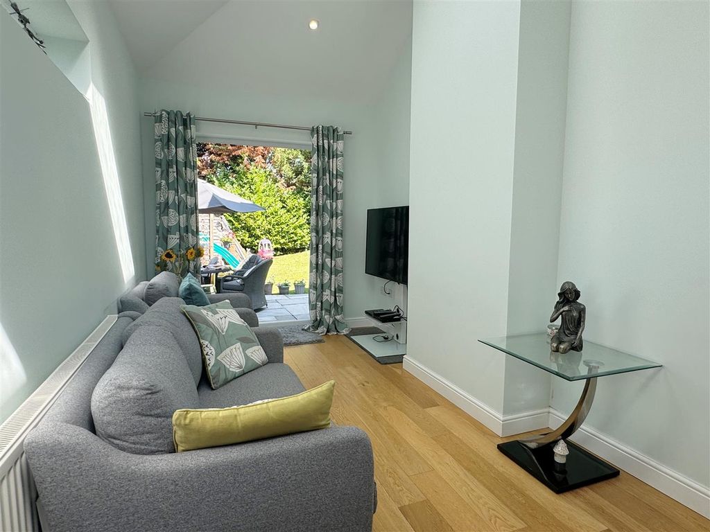 Additional image 8 of 4 bed detached house for saleBledlow Close, Newbury RG14