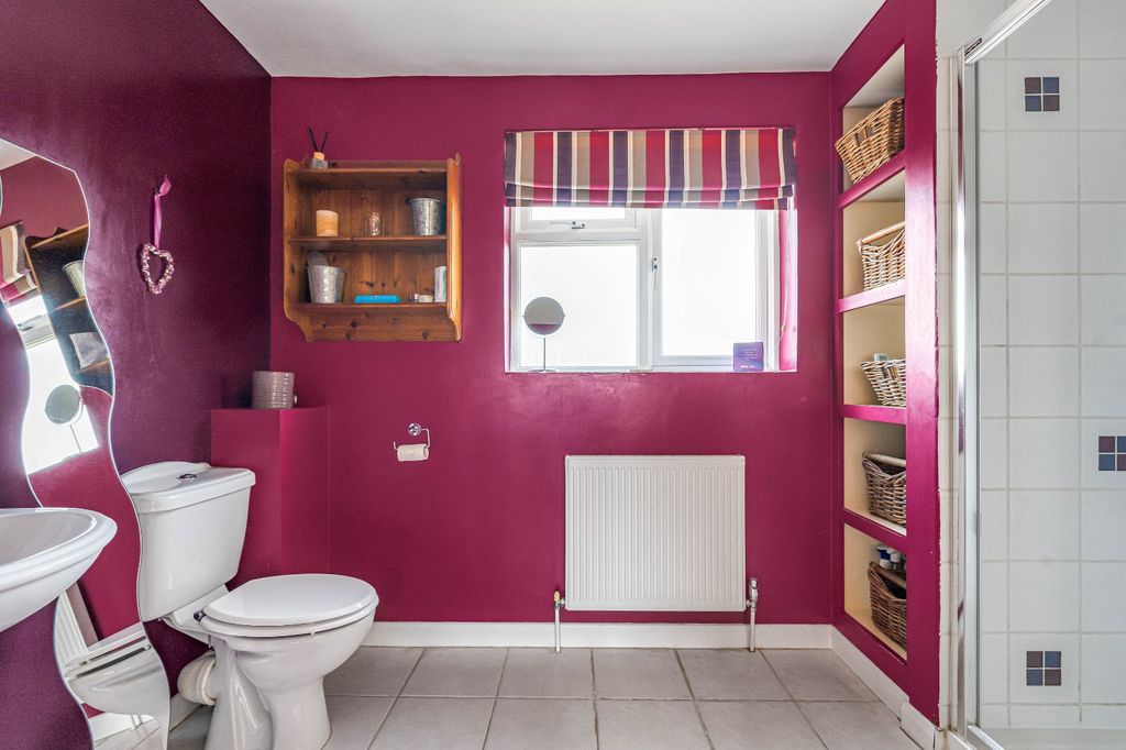 Additional image 12 of 4 bed detached house for saleHambidge Lane, Lechlade, Gloucestershire GL7